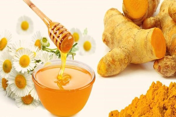 Nghệ và mật ong là những dưỡng chất giúp chăm sóc da hiệu quả
