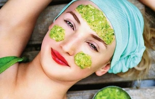 Mướp đắng giúp trị mụn nội tiết hiệu quả