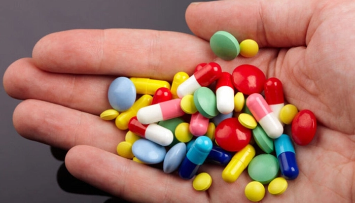 Thừa Vitamin A: Nguyên Nhân, Triệu Chứng, Tác Hại và Cách Phòng Ngừa (Cập nhật 2025)